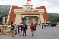 Quy định mới về miễn thuế nhập khẩu hàng hóa cho cư dân biên giới
