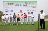 Nguyên Phó thủ tướng Vũ Khoan phát bóng khai mạc Giải golf Vì trẻ em Việt Nam lần thứ 10