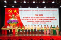 Báo Tài chính - Đầu tư nhận bằng khen của Thành phố Hải Phòng
