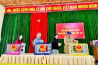 [Ảnh] Không khí tưng bừng, rộn ràng ngày bầu cử tại Quảng Ninh