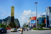 Quảng Ninh đưa đón học sinh miễn phí bằng xe buýt trong năm học 2026-2027