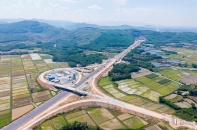 Quảng Ngãi: Tranh thủ các nguồn lực đầu tư hoàn thiện hạ tầng