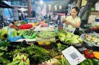 CPI tháng 11 tăng 0,45% do giá nhiên liệu tăng và gián đoạn nguồn cung thực phẩm cục bộ vì mưa lũ