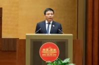 Thông qua Luật Đầu tư sửa đổi, chuyển mạnh “tiền kiểm” sang “hậu kiểm”, mở rộng không gian tự do kinh doanh