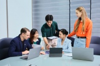 Doanh nghiệp chi mạnh cho AI nhưng chỉ 26% sẵn sàng vận hành ở quy mô lớn
