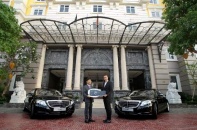 2 chiếc Mercedses-Benz S 500 L hộp số tự động 9 cấp đầu tiên tại Việt Nam đã có chủ