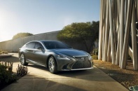 Lexus LS 2018 với hộp số tự động 10 cấp ra mắt thị trường