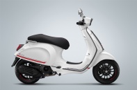 Piaggio tung thêm phiên bản đặc biệt Vespa Sprint Carbon 2019
