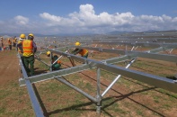 Bộ Công thương đề nghị các tỉnh tạm dừng đề xuất các dự án điện mặt trời theo cơ chế giá FiT