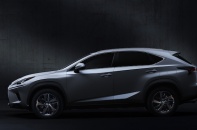 Lexus NX 300 phiên bản 2020 về Việt Nam, giá bán 2,56 tỷ đồng