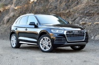 Triệu hồi để thay thế vít gia cố ốp chắn bùn bánh sau trên Audi Q5