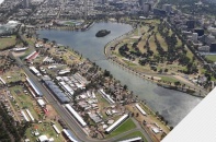 Chặng đua F1 tại Australia chính thức bị hoãn