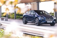 Jaguar I-PACE có hệ thống thông tin giải trí mới, sạc ba pha AC tại nhà 