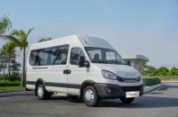 THACO xuất xưởng mini bus IVECO Daily 