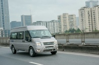 Ford Transit tăng bảo hành tới 200.000 km 