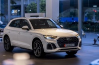 Audi Q5 mới ra mắt có giá khởi điểm 2,4 tỷ đồng 
