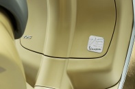 Piaggio ra 2 phiên bản Vespa đặc biệt kỷ niệm 75 năm