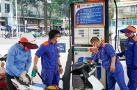 Xăng tăng giá từ 559 - 658 đồng/lít
