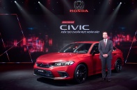 Honda Việt Nam tung Civic nhập khẩu giá từ 730 triệu đồng 