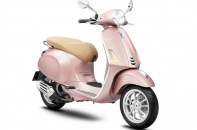 Chào ngày 8/3, Piaggio tung Primavera màu hồng dành cho chị em 