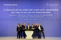 THACO AUTO ra mắt dòng xe bus Mercedes - Benz được hợp tác với Daimler Bus 