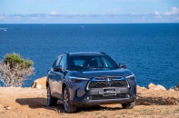 Corolla Cross có phiên bản nâng cấp 2023, Raize thêm màu sơn mới