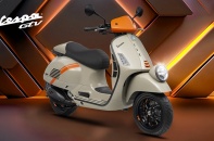 Vespa GTV 2023 cách mạnh hóa với diện mạo thể thao có giá 159,8 triệu đồng