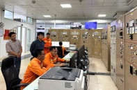 Nhiều đơn vị của EVNNPT trắng đêm trực ứng phó với bão số 10