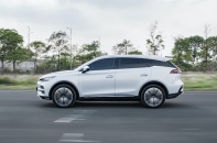 BYD Việt Nam tung bão khuyến mại bằng cả tiền và quà 