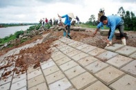 Hà Nội đầu tư hơn 10 tỷ đồng gia cố đê điều tại 2 huyện Chương Mỹ và Mỹ Đức