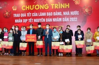 Phó Thủ tướng Lê Văn Thành trao tặng 550 suất quà Tết tại Hải Dương