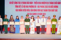 Phóng viên Báo Đầu tư nhận bằng khen của Thành phố Hải Phòng