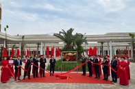 Gắn biển công trình Trung tâm Chính trị - Hành chính, Trung tâm Hội nghị - Biểu diễn TP. Hải Phòng