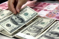 Vàng quanh ngưỡng 1.530 USD/oz, tỷ giá trung tâm lại lập kỷ lục mới