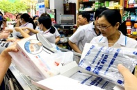Vietnam Post tạm dừng nhận vận chuyển khẩu trang y tế, nước sát trùng ra nước ngoài