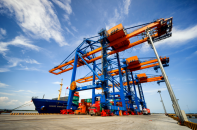 Lo ngại Covid-19, nhiều ông lớn cảng biển đặt kế hoạch đi lùi