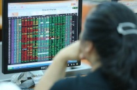 Dòng tiền ngần ngại quan sát, VN-Index lại mất gần 14 điểm 