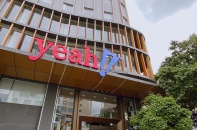 Sau gần năm rưỡi đầu tư Yeah1, bà Trần Uyên Phương “cắt” lỗ hơn 250.000 cổ phiếu 