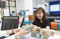 Cá nhân trong nước tiếp tục giải ngân mạnh, VN-Index lại phá đỉnh, rổ VN30 đuối sức