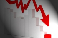 VN-Index lao dốc kéo thanh khoản lên gần 2,5 tỷ USD, cổ phiếu ngân hàng ngược dòng tăng