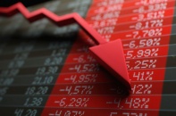 Chứng khoán chốt phiên rực lửa, VN-Index rơi sâu 39 điểm