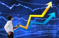 Giao dịch dè chừng, cổ phiếu VCB kéo thị trường đi lên