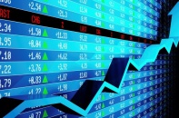 VN-Index tăng gần 80 điểm từ “vực sâu”, gánh nặng kép trên thị trường chứng khoán đã vơi?