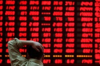 Cổ phiếu nằm sàn hàng loạt, VN-Index giảm hơn 4%