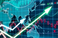 VN-Index lội ngược dòng ngoạn mục, khối ngoại gom cổ phiếu bất động sản