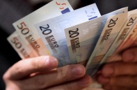 Đồng euro chạm đỉnh 4 tháng, kỳ vọng vào chính sách tài khóa mở rộng của châu Âu