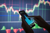 Chứng khoán bùng nổ thanh khoản trong phiên giao dịch tỷ đô, VN-Index trở lại mốc 1.300 điểm