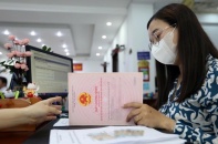 Hà Nội xem xét bỏ công chứng hợp đồng tặng, cho bất động sản giữa các cá nhân