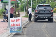 Người bỏ cọc có thể bị cấm đấu giá đất tới 5 năm