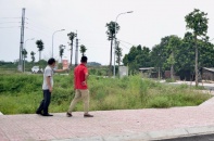 Hà Nội: Vợ chồng, anh chị em ruột không được cùng tham gia đấu giá một thửa đất